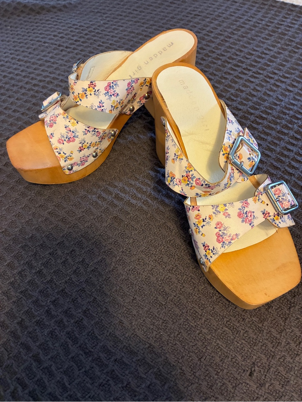 Madden Girl Cream Floral Platform Mules with Buckles